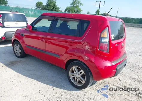2011 Kia Soul + из США, поврежденный, VIN KNDJT2A27B7210001